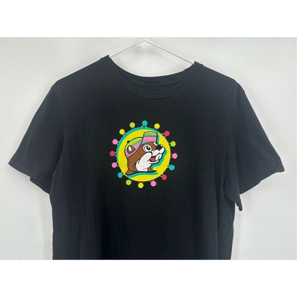 Buc-ees size M t-shirt "I don't have an accent y'all do" - Picture 6 of 9